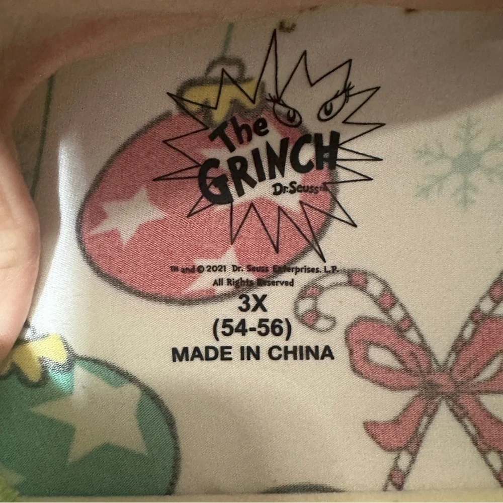 The Grinch Pajama Set Size 3X